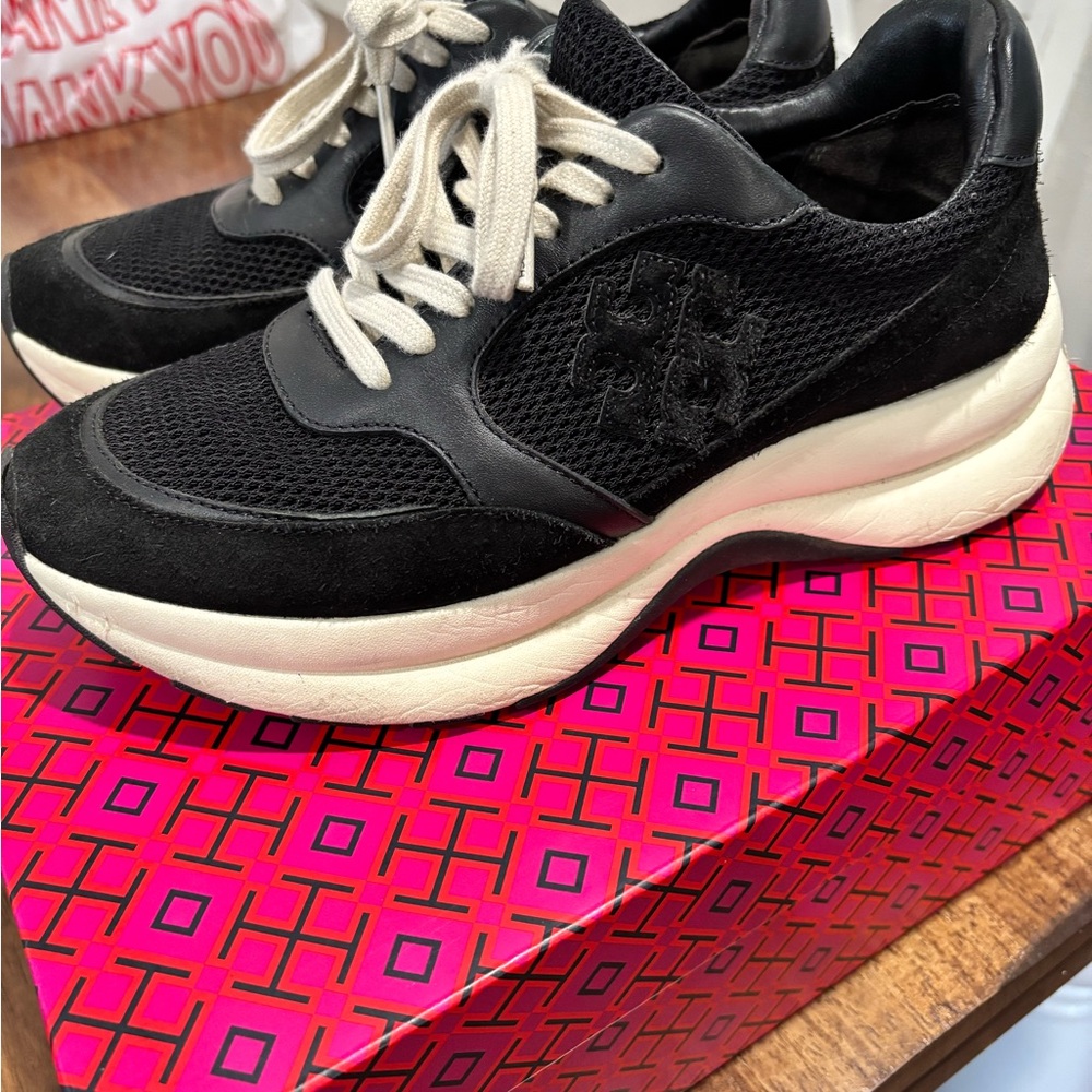 Tory Burch Black and Cream Sneakers - Picture 4 of 6